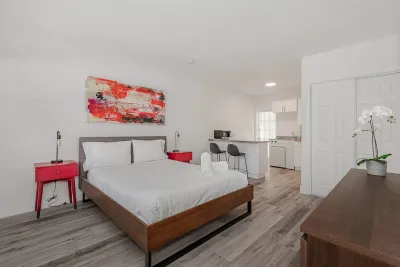 Sunset Garden Pompano